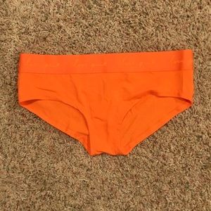 PINK VS UNDERWEAR NWT